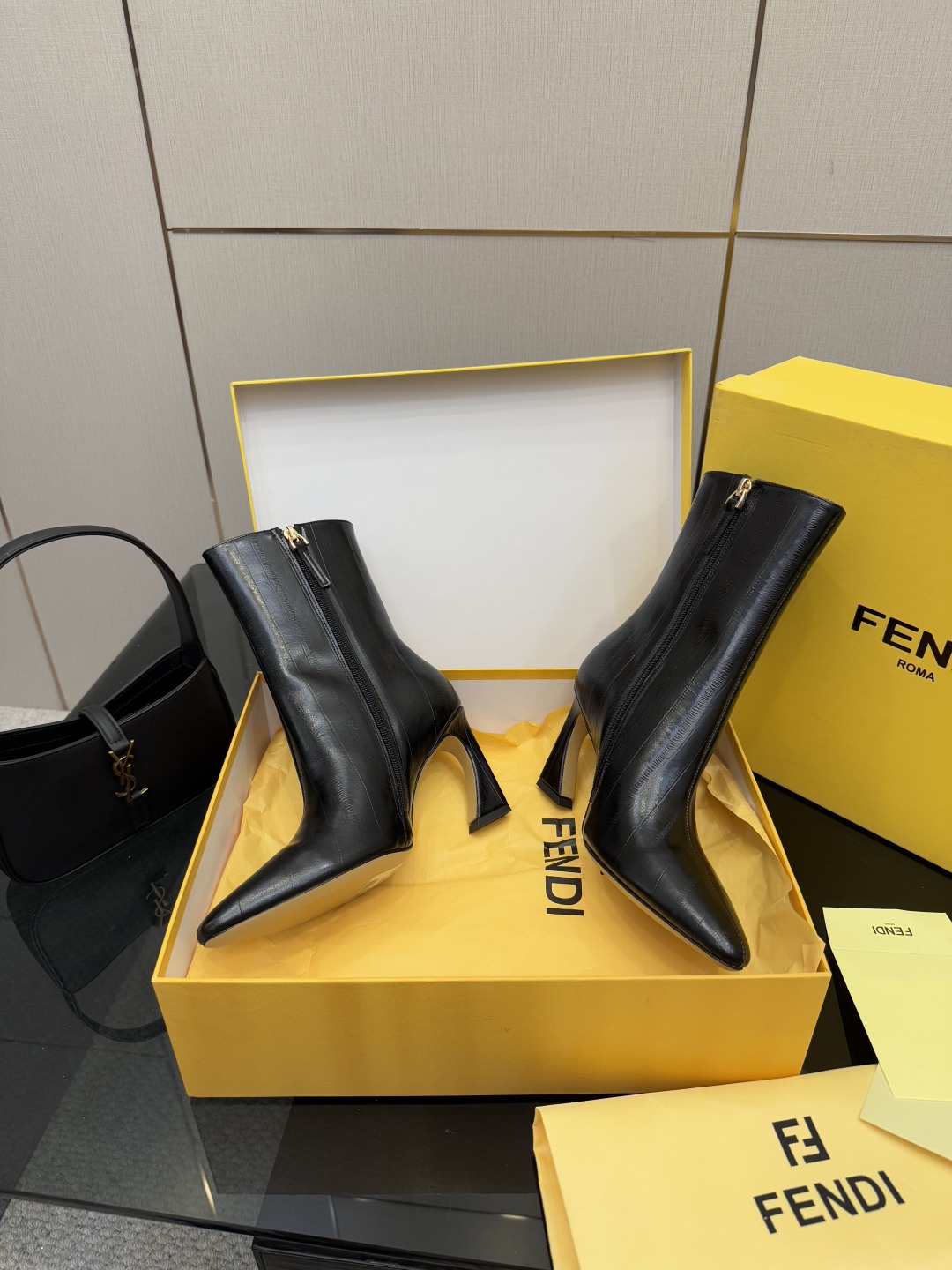 20251022/Fendi_251022-2